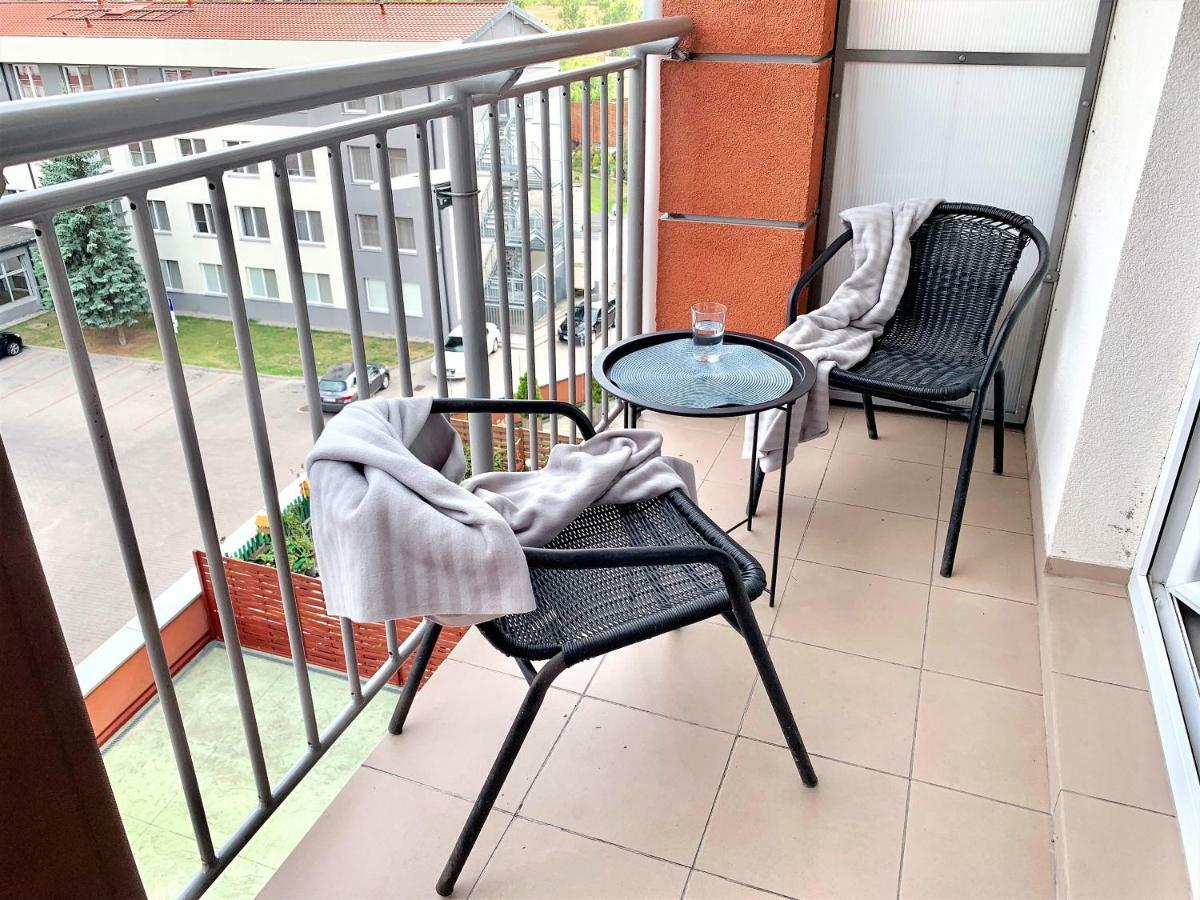 2-Room Apartment Nowy Dwór Mazowiecki Εξωτερικό φωτογραφία