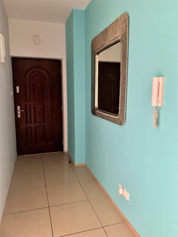 2-Room Apartment Nowy Dwór Mazowiecki Εξωτερικό φωτογραφία